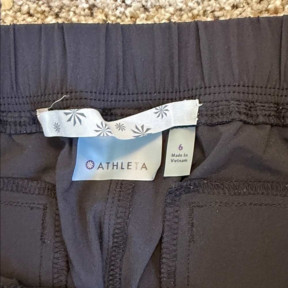 Athleta Black Pants with ankle ruching, size 6, VGUC - Picture 3 of 7